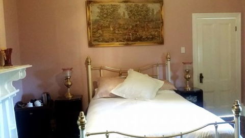 Angas Plains Estate Wines Heritage Suite - Holiday Jervis Bay 1