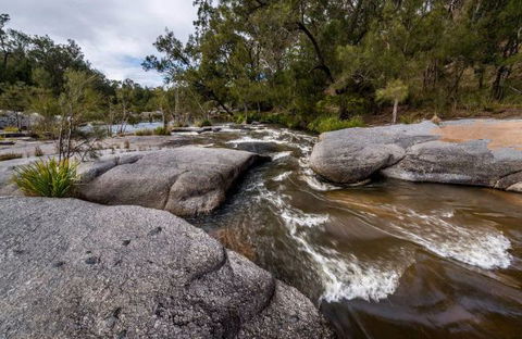 Wallaroo Rock Camp At Wallaroo Conservation Park - Holiday Jervis Bay 0