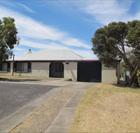 Carthew Street Holiday Home - Holiday Jervis Bay