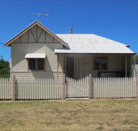 Ellison's Holiday Home - Holiday Jervis Bay