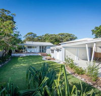 Back Beach Bungalow - Holiday Jervis Bay