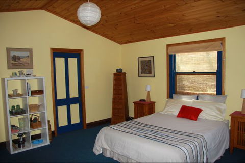 Candlebark Retreat - Holiday Jervis Bay 5