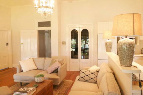 Cadogan Central Luxury - Holiday Jervis Bay 1