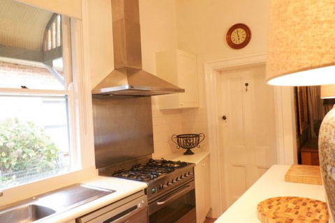 Cadogan Central Luxury - Holiday Jervis Bay 3