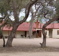 Chowilla Station Shearer's Quarters Accommodation - Holiday Jervis Bay