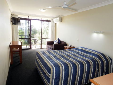 Mt Tamborine Motel - Holiday Jervis Bay 3