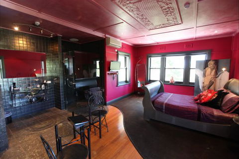 Oakdene Vineyards Guesthouse - Holiday Jervis Bay 0