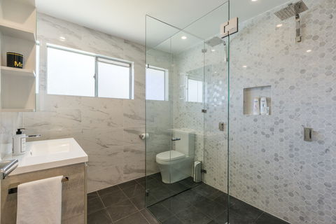 Amalfi Beach House - Holiday Jervis Bay 3