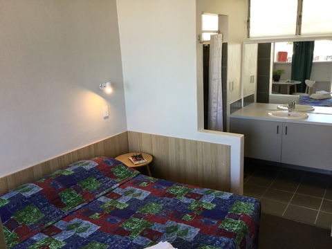 Northside Hotel - Holiday Jervis Bay 6