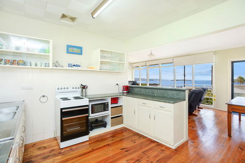 19 Investigator Crescent, Encounter Bay - Holiday Jervis Bay 7