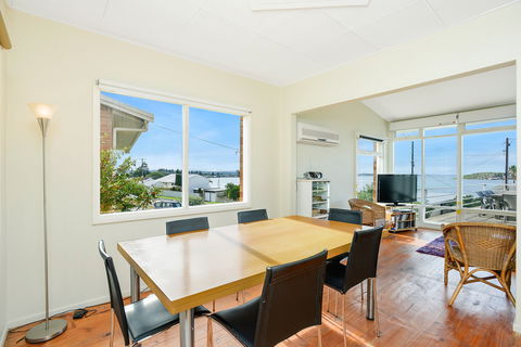 19 Investigator Crescent, Encounter Bay - Holiday Jervis Bay 9