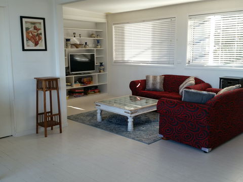 Headlands Beach House - Holiday Jervis Bay 5