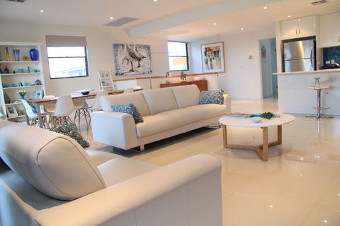 23 Nevin Avenue, Encounter Bay - Holiday Jervis Bay 0