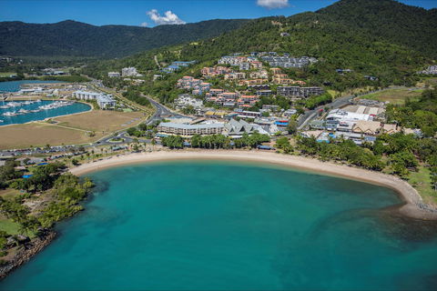 Airlie Beach Hotel - Holiday Jervis Bay 0