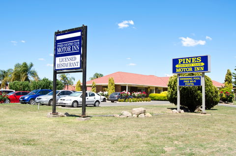 Pines Country Club Motor Inn - Holiday Jervis Bay 0