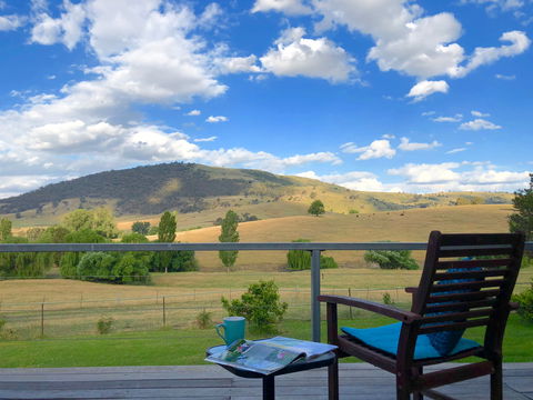 Adelong Valley Farm Stays - Moorallie Cottage - Holiday Jervis Bay 0