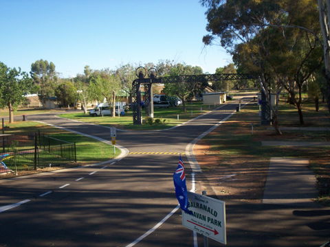 Balranald Caravan Park - Holiday Jervis Bay 0