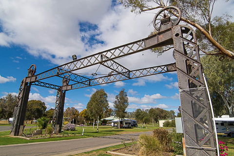 Balranald Caravan Park - Holiday Jervis Bay 1