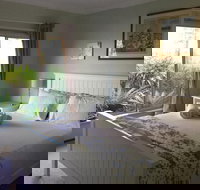 Cascade Cottages - Holiday Jervis Bay