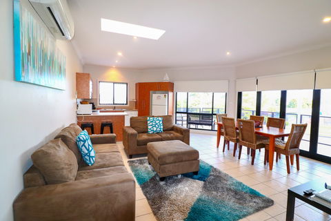 Flexi Five- Belmont - Holiday Jervis Bay 1
