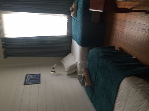 Lake Leake Inn - Holiday Jervis Bay 2
