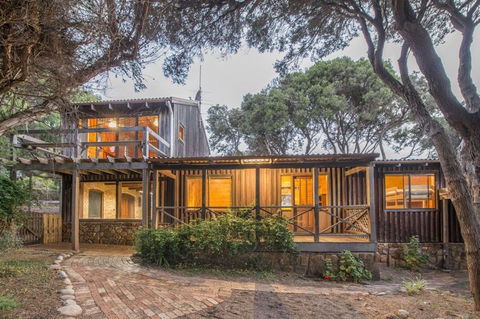 Yallingup Beach House - Holiday Jervis Bay 0