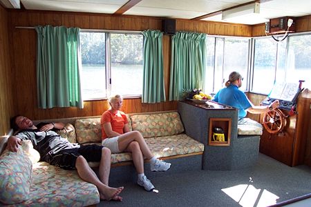 Clyde River Houseboats - Holiday Jervis Bay 3