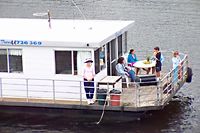 Clyde River Houseboats - Holiday Jervis Bay 5