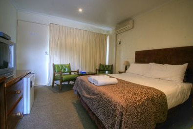Albury Burvale Motor Inn - Holiday Jervis Bay 1