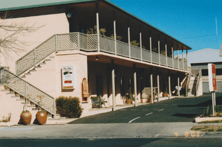 New England Motor Inn - Holiday Jervis Bay