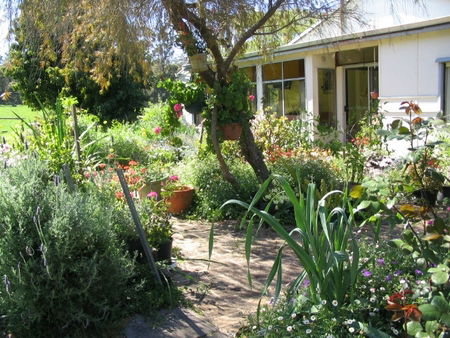 Warren Grange Farmstay And Bed & Breakfast - Holiday Jervis Bay 0