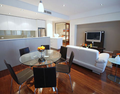 Gallery Suites - Holiday Jervis Bay 1