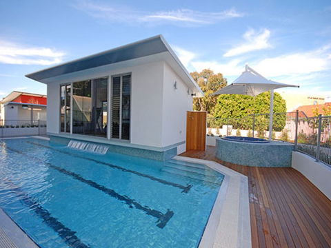 Gallery Suites - Holiday Jervis Bay 5
