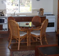 Jarrah Glen Cabins - Holiday Jervis Bay