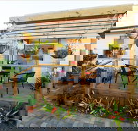 Gumnut Getaway - couples creative art retreat - Holiday Jervis Bay