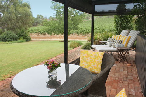 Seppeltsfield Vineyard Cottage - Holiday Jervis Bay 2