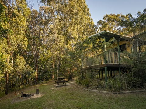 Tuckers Rocks Cottage - Holiday Jervis Bay 0