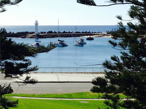 Boat Harbour Motel Wollongong - Holiday Jervis Bay 0