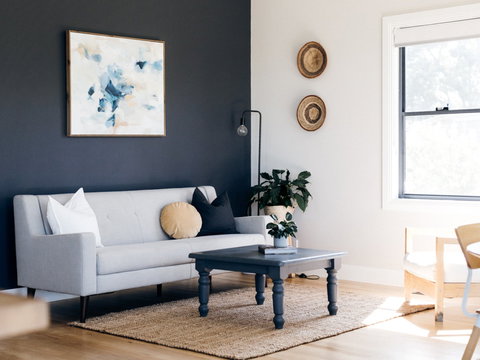 Chic Country Cottage With Vineyard Views - Holiday Jervis Bay 1