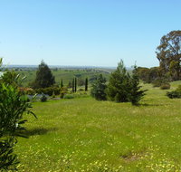 Jonathan Art Centre - Jarramarrumba House - Holiday Jervis Bay