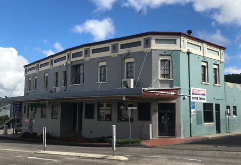 Commercial Hotel Motel Lithgow - Holiday Jervis Bay 1