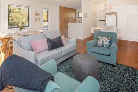 Grasmere Chalet - Holiday Jervis Bay 1
