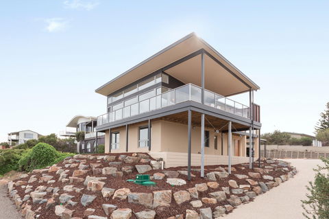 Neighbour Avenue - Holiday Jervis Bay 0