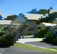 Peppertree Cabins Kingaroy - Holiday Jervis Bay