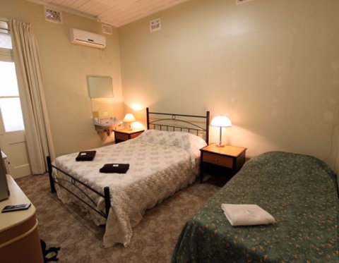 The Central Hotel Cootamundra - Holiday Jervis Bay 1