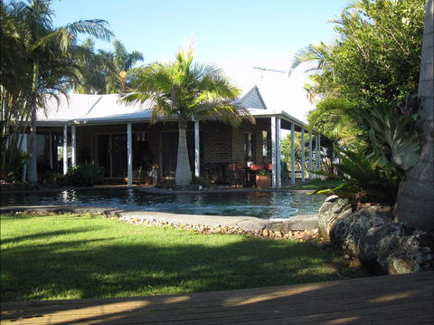 Twin Figs Country Retreat - Holiday Jervis Bay 0