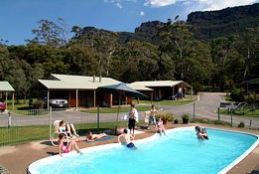 Halls Gap Log Cabins - Holiday Jervis Bay 4