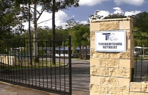 Timbertown Retreat - Holiday Jervis Bay