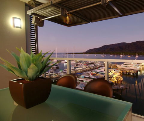 Cairns Luxury Apartments, Harbourlights Complex - Holiday Jervis Bay 3