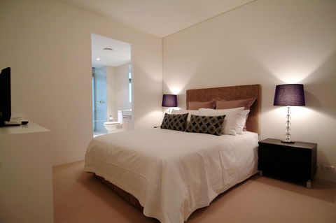 Cairns Luxury Apartments, Harbourlights Complex - Holiday Jervis Bay 4